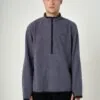 gris-oscuro