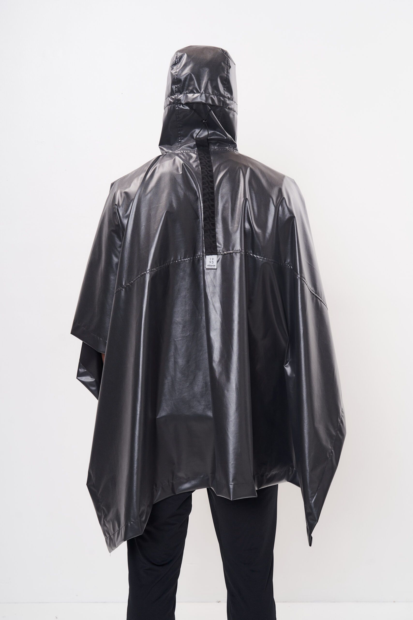 Poncho Akari Pro - Image 2
