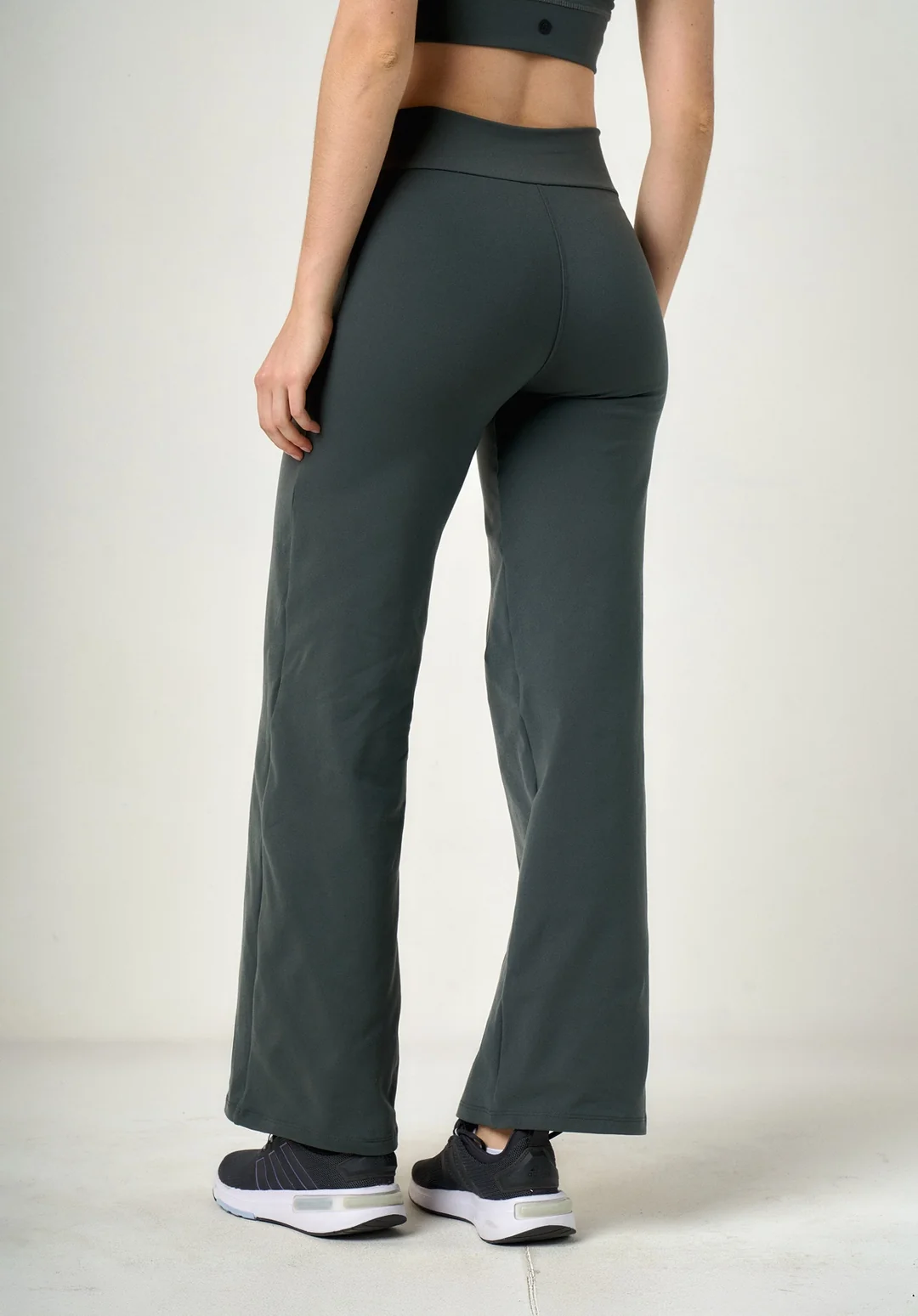 Pantalón Axis - Image 3