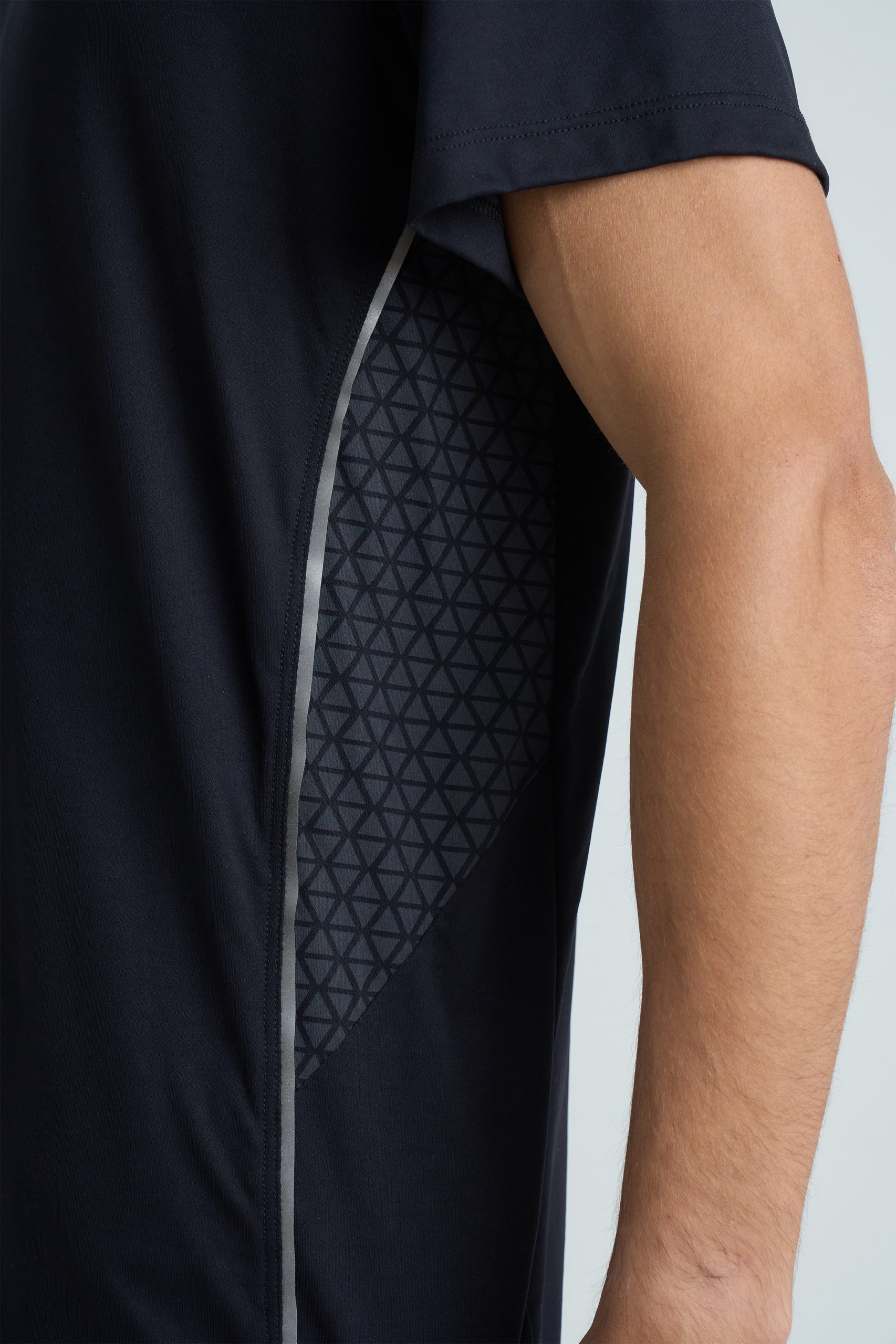 Remera Vulek - Image 2